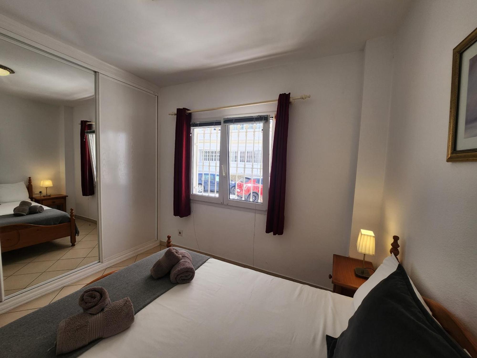 Stella Maris - Sleeps 4 Apartment Nerja Bagian luar foto