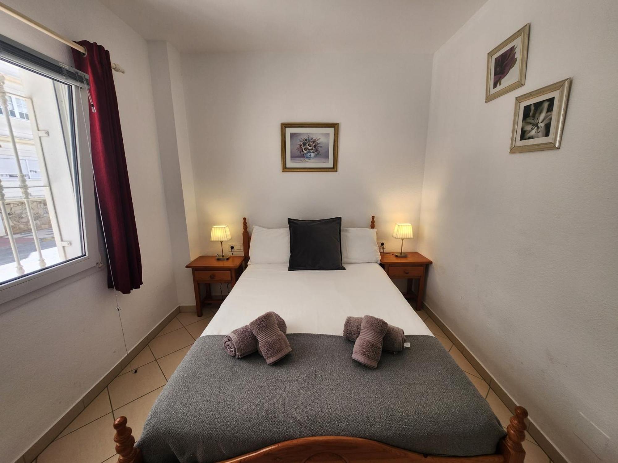 Stella Maris - Sleeps 4 Apartment Nerja Bagian luar foto