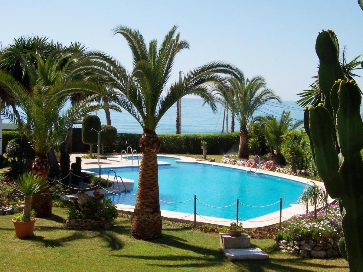 Stella Maris - Sleeps 4 Apartment Nerja Bagian luar foto