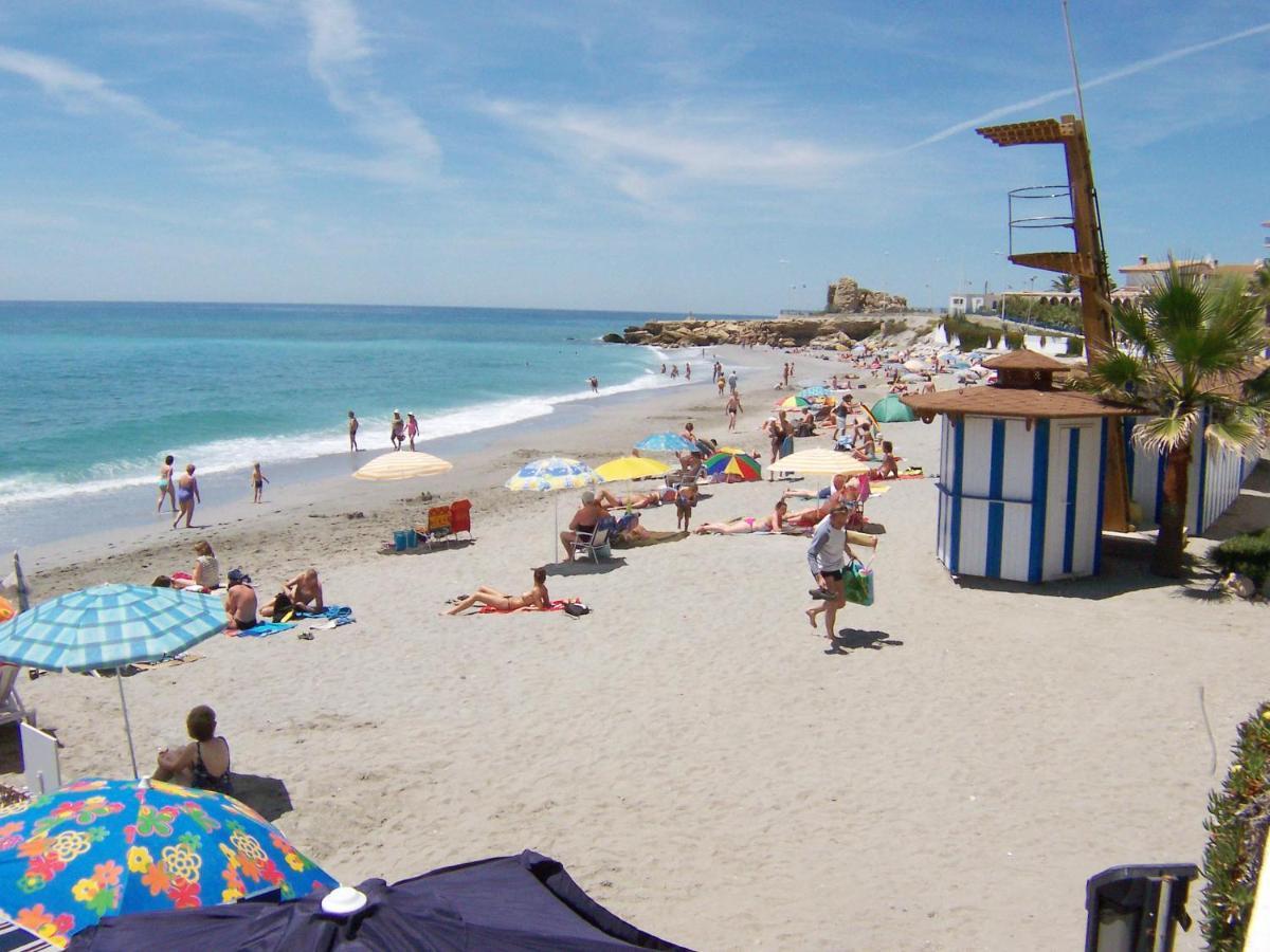 Stella Maris - Sleeps 4 Apartment Nerja Bagian luar foto