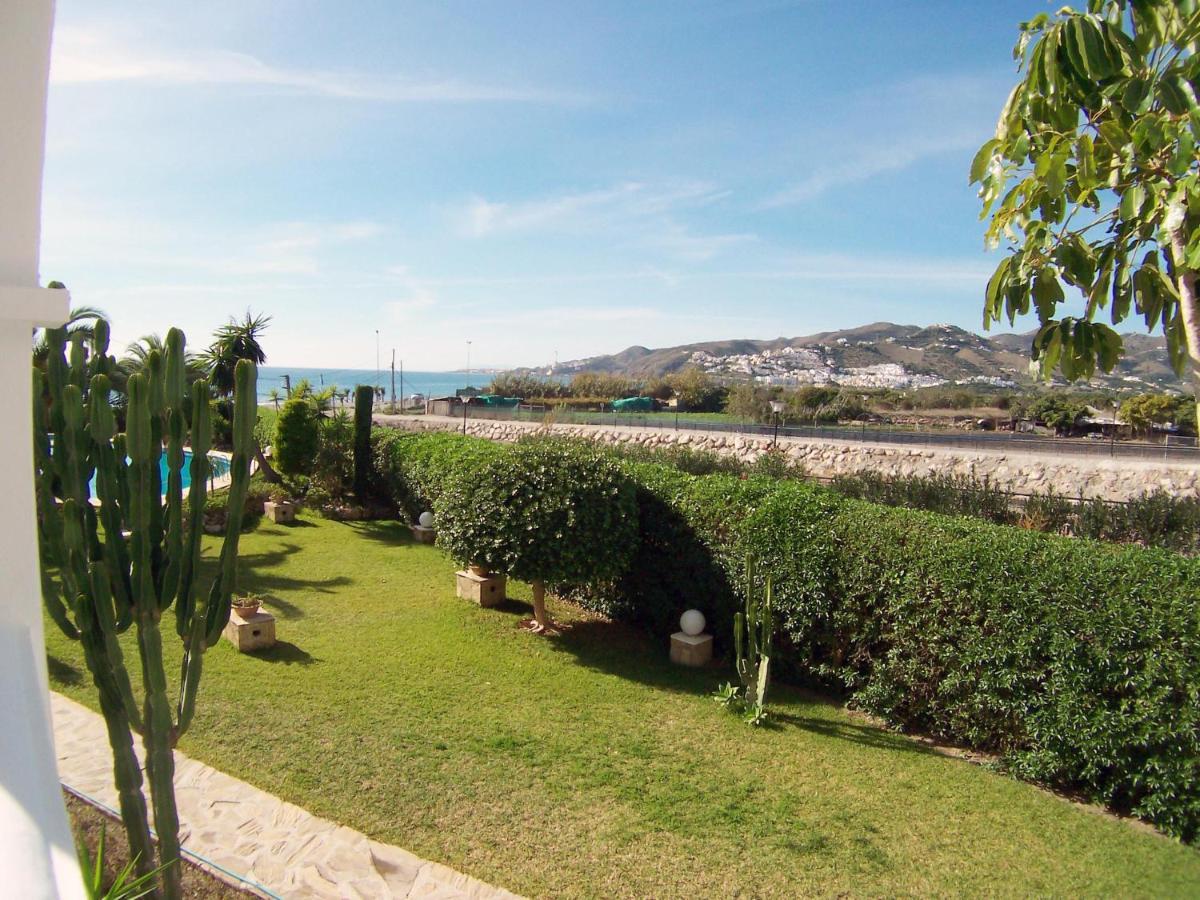 Stella Maris - Sleeps 4 Apartment Nerja Bagian luar foto