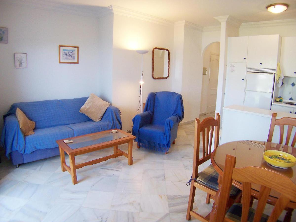 Stella Maris - Sleeps 4 Apartment Nerja Bagian luar foto